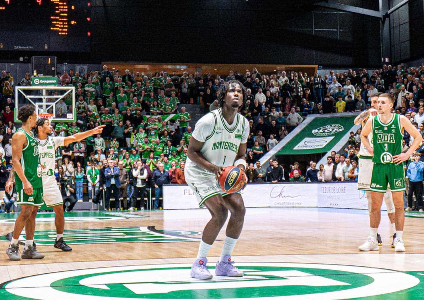 Hugo Yimga-Moukouri fait le doublé : deuxième titre de meilleur jeune du mois en Betclic ÉLITE !