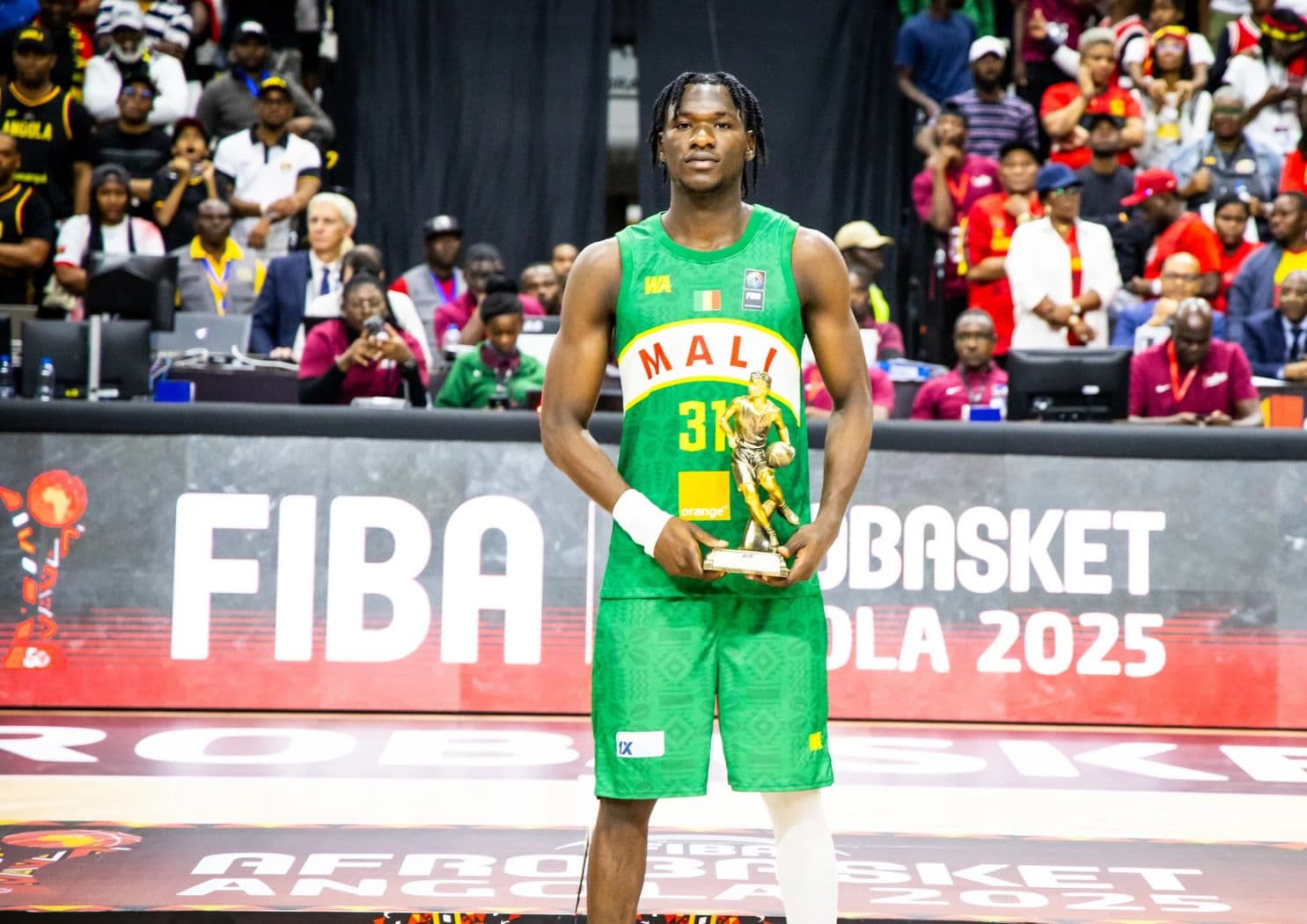 sur Le Roster. | Les meilleurs joueurs par nation : Afrique de l'Ouest Star malienne pendant l’AfroBasket, Aliou Diarra va rejoindre une écurie d’EuroLeague
