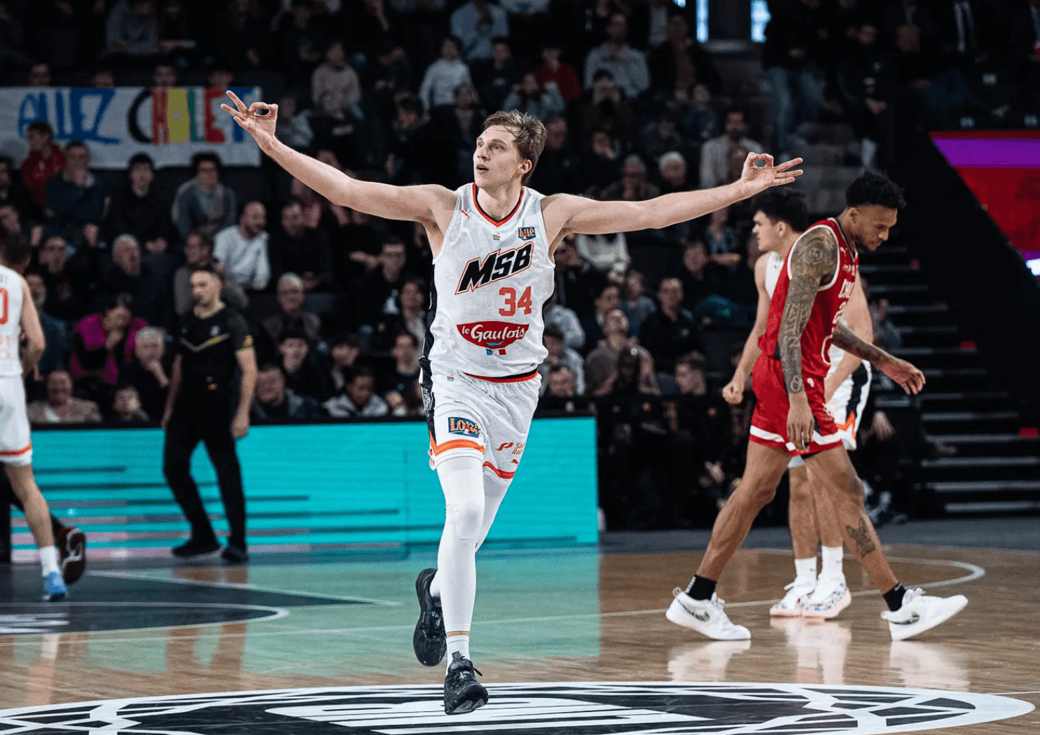 “Et 1, et 2, et 3, et 4-0 !” : Cholet est décidément impuissant contre Le Mans