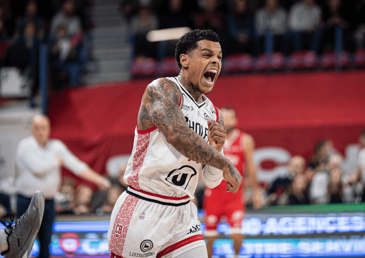 Cholet s’impose face à Limoges dans la nouvelle Arena Stadium des Sables-d’Olonne