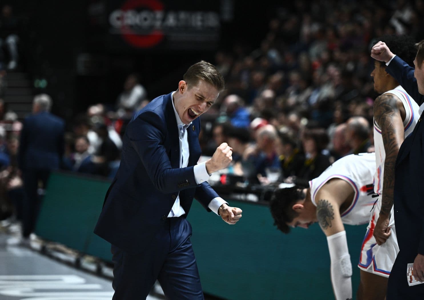 Dijon et Gravelines encore un peu plus distancés du play-in par Paris et Chalon, premier succès de Julius Thomas