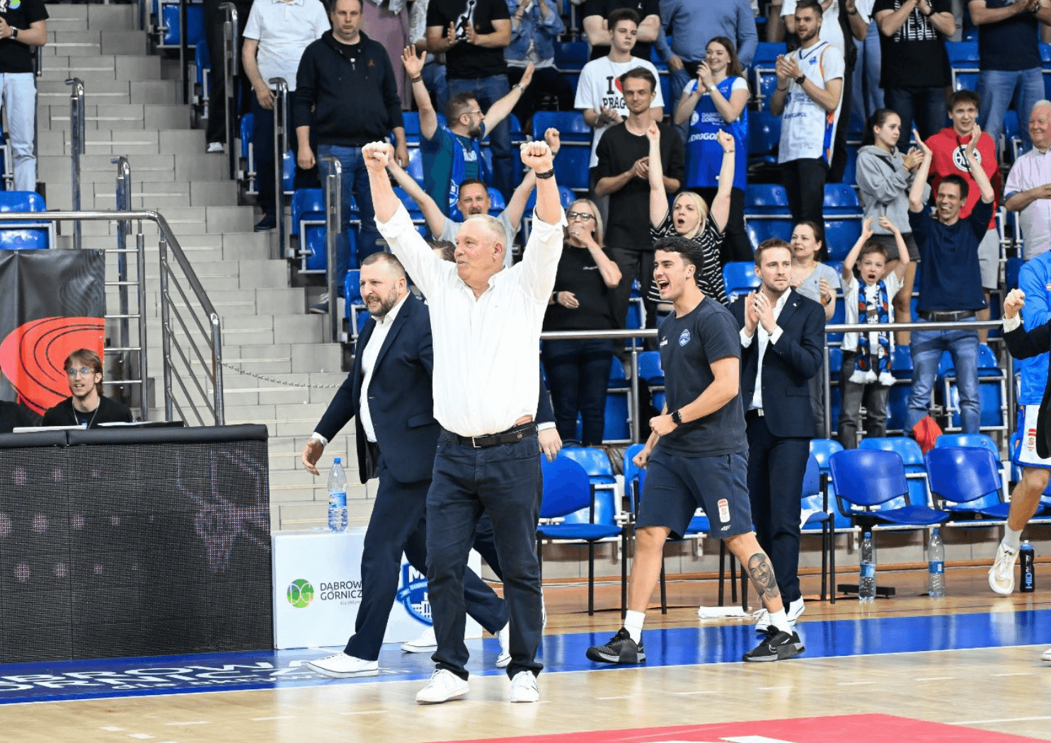 La « mission impossible » de Jean-Denys Choulet en Pologne est réussie : son club est maintenu !