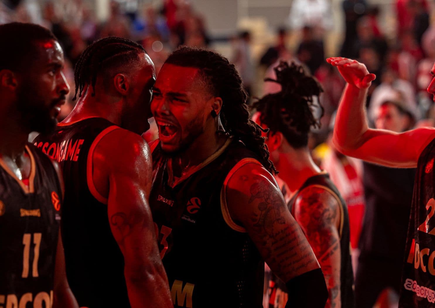 Monaco finit en beauté la saison régulière et aura deux chances au play-in, Paris subit la loi du Zalgiris