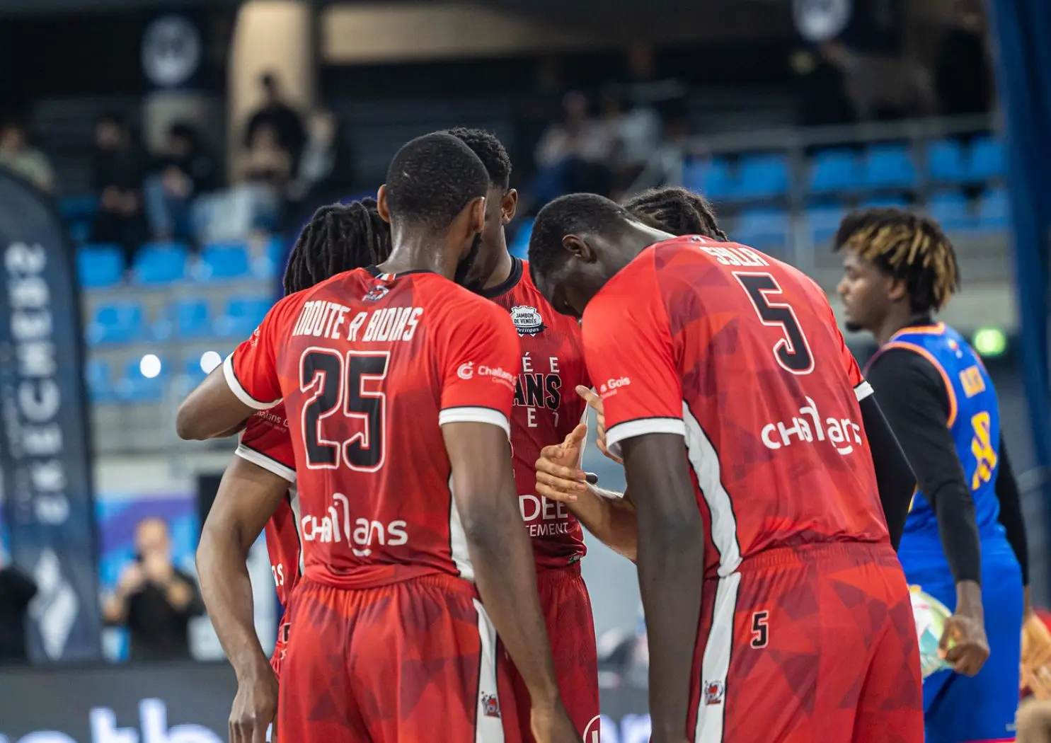 Coup d’arrêt pour Vichy et Orléans, La Rochelle arrive aux portes du Top 6, Challans a gagné !
