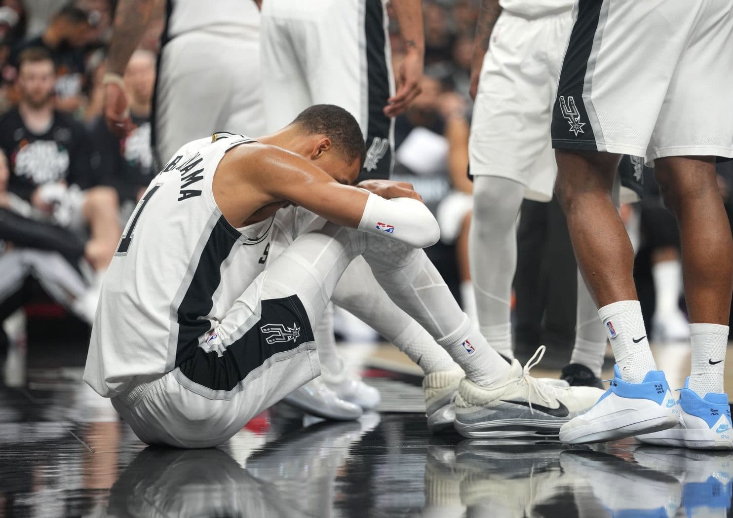 Victor Wembanyama en protocole commotion : le reste de la série contre les Blazers en suspens ?