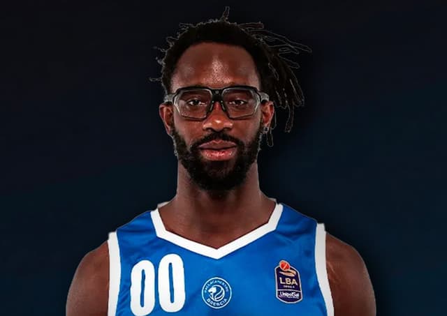 John Brown III retourne dans son ancien club en Europe