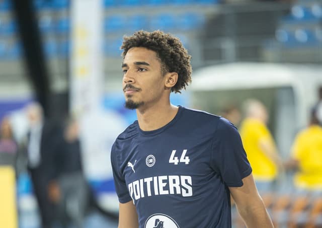 Aurèle Brena-Chemille part aussi en NCAA : direction l’ancienne fac de Tariq Abdul-Wahad !