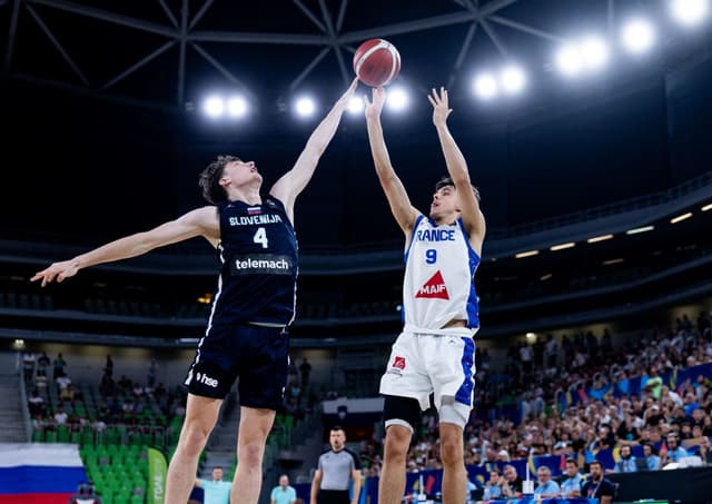 Au bout de l’effort et des blessures, les Bleuets U20 s’inclinent en demi-finale contre les locaux slovènes