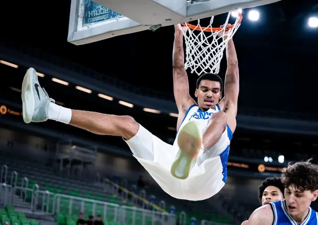 À la découverte d’Oscar Wembanyama, la « personnalité atypique » qui vise la NBA mais « aimerait jouer au basket un peu partout »