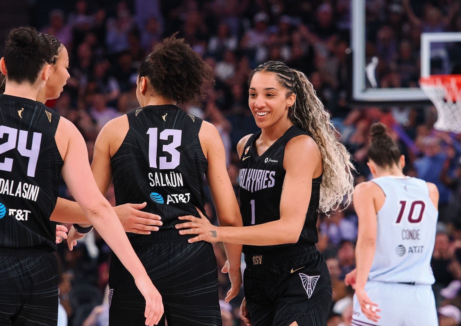 Deux Françaises favorites pour remporter deux trophées WNBA, deux autres dans la shortlist