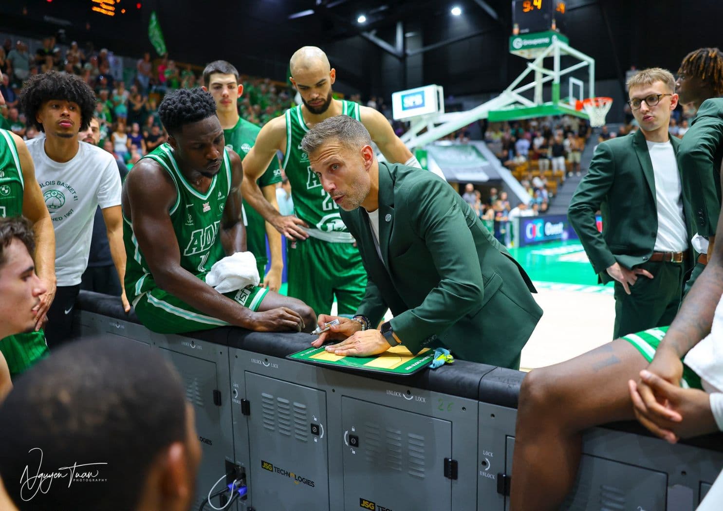 Blois renverse Vichy dans le premier choc de la saison, Challans laisse échapper son premier succès dans un thriller