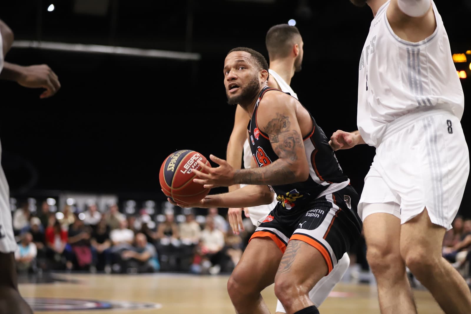 DeVante’ Jones, vexé d’être hors course pour le titre de MVP, se venge sur Limoges