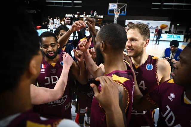 Dijon arrache la victoire face à Oradea sur une claquette de McDuffie !