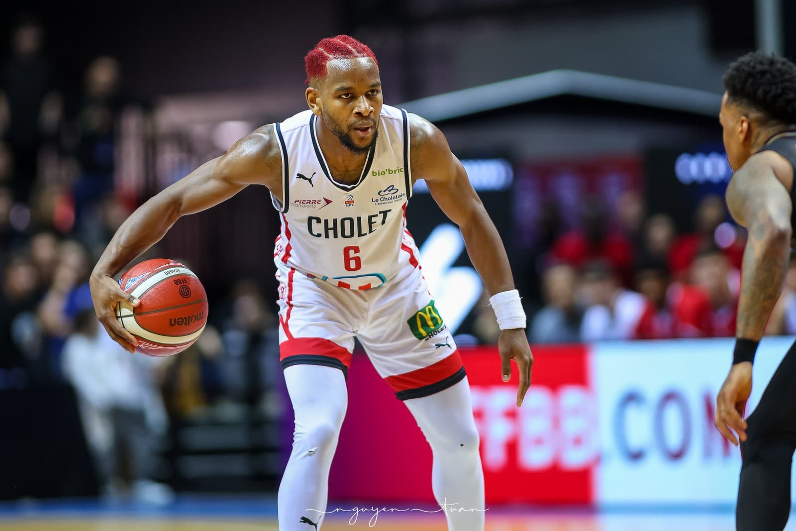 Cholet tente de faire venir Gérald Ayayi, Dominic Artis devrait partir