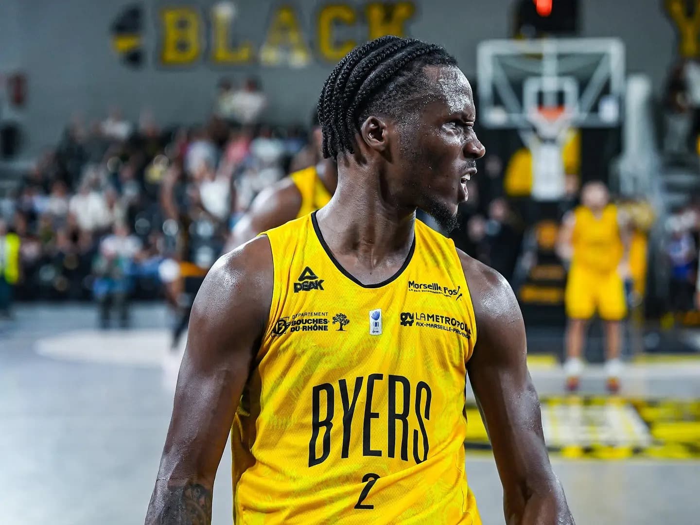 Fos-sur-Mer prend une option en tête, Pierre Hannequin (33 points) fait dérouter Lorient dans un top 8 indécis