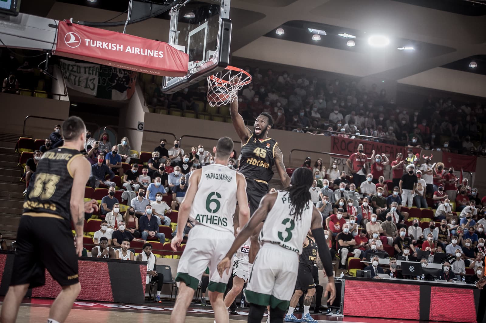 L’AS Monaco officialise la prolongation de Donta Hall