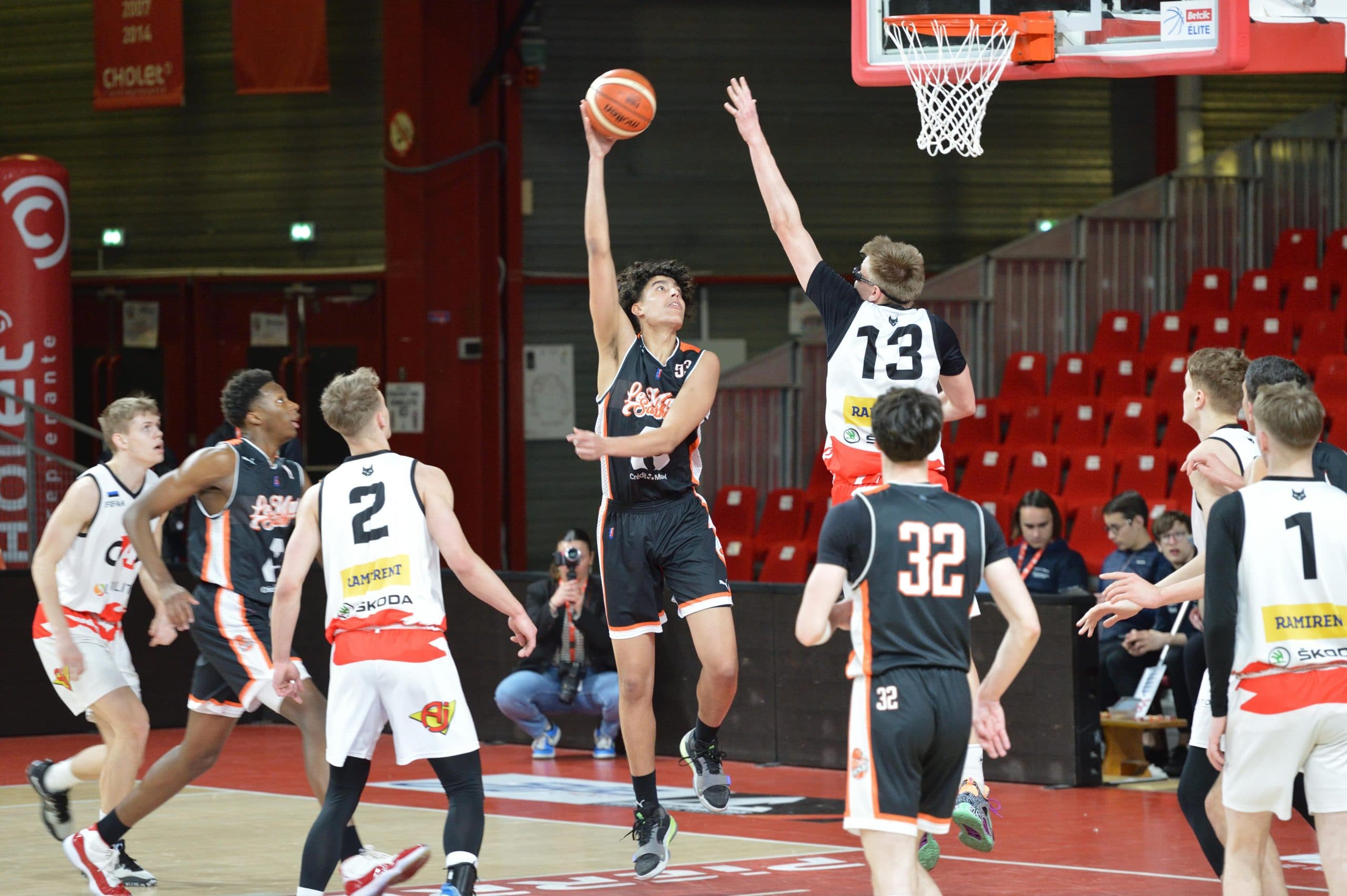 Une demi-finale 100% française au Cholet Mondial Basketball