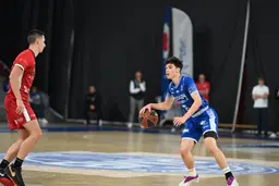 Rouen ouvre la porte du groupe professionnel à cinq jeunes Espoirs