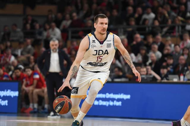 Grâce à un énorme Gregor Hrovat, Dijon vient à bout de Saint-Quentin lors du match de la peur