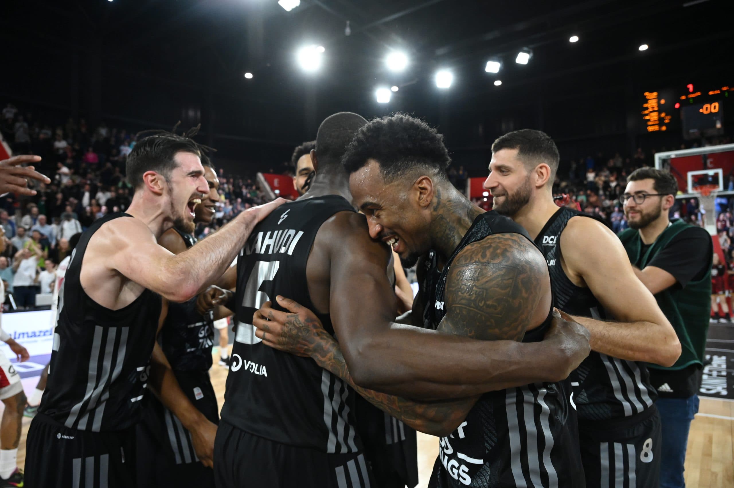 T.J. Parker : « Le jour où je partirai de l’ASVEL, je pourrais dire que j’ai gagné les trois titres en France »