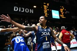 Justin Bibbins, avec Dijon, contre Pau