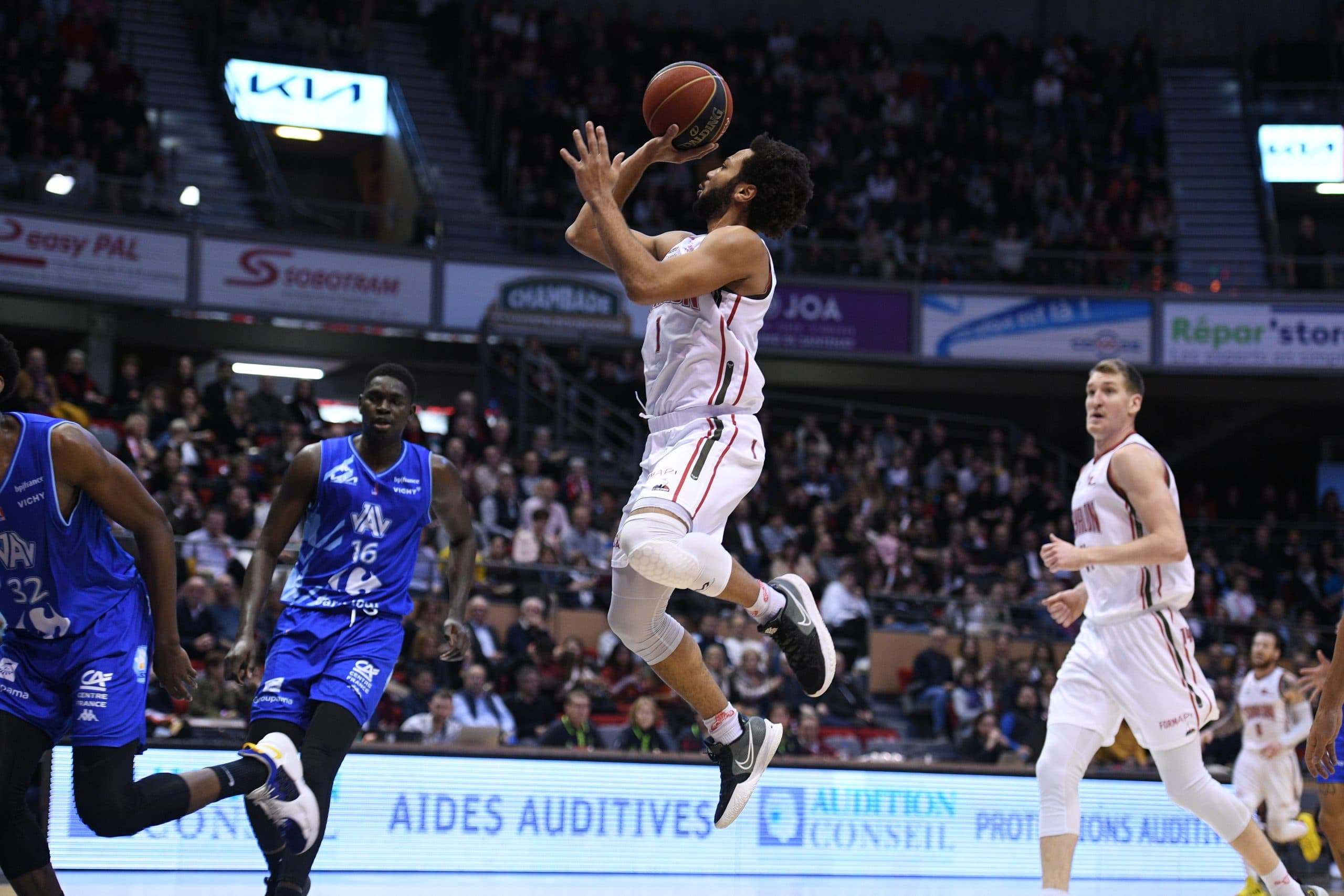 Le Champagne Basket retrouve son souffle, l’ASA et La Rochelle enchaînent, Chalon seul deuxième