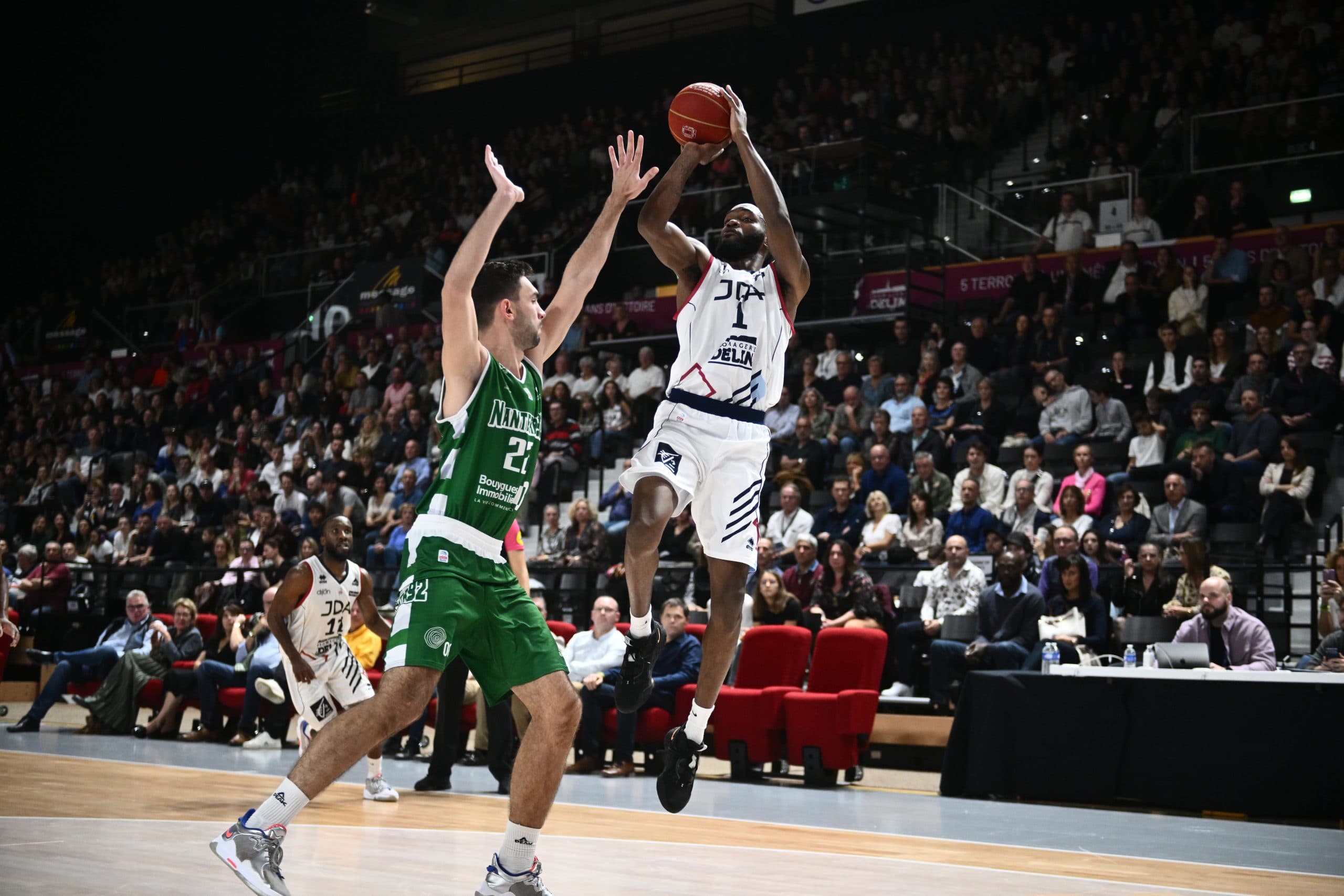 Quatre nominés pour le titre de MVP du mois de novembre