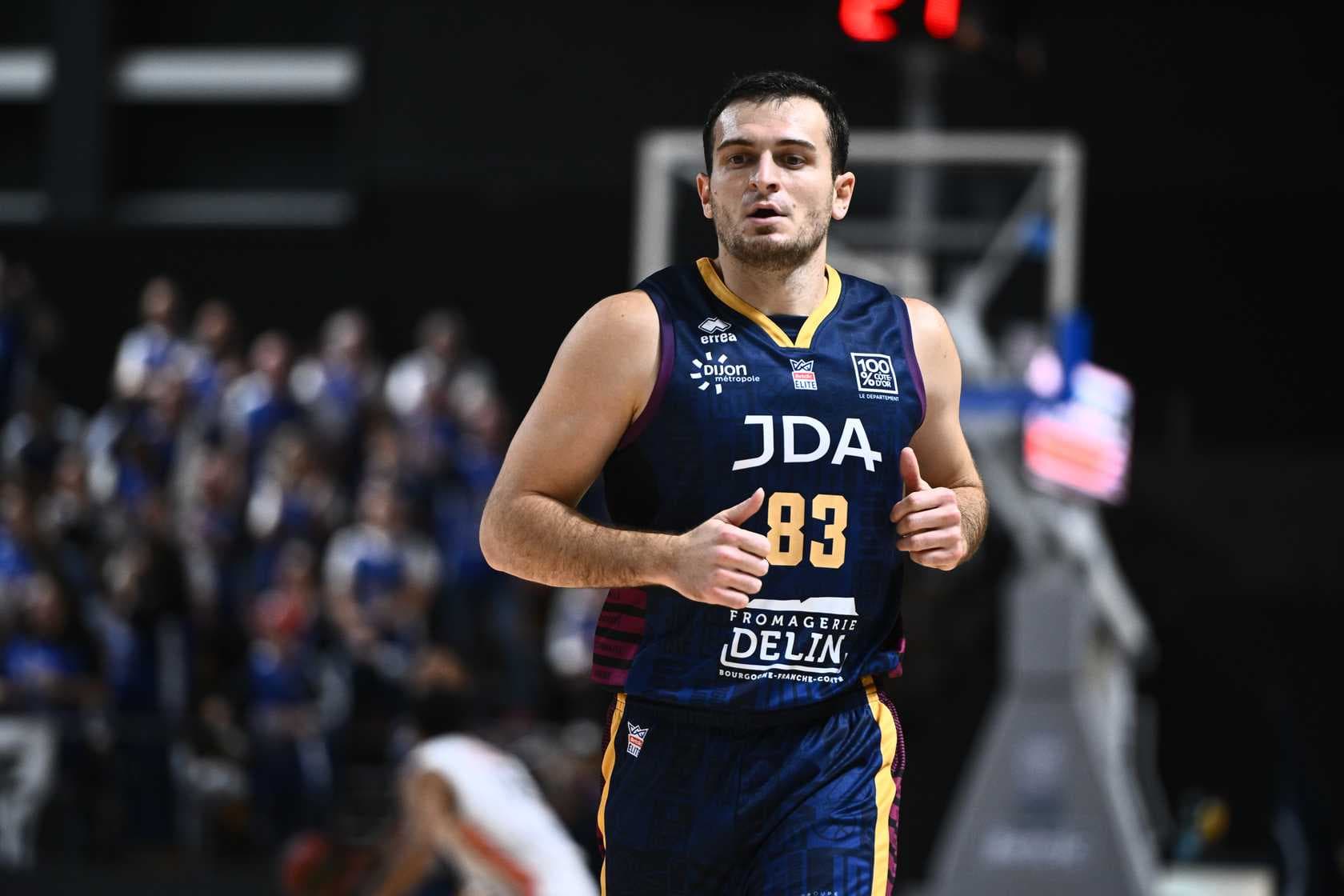 Axel Julien en congé paternité pour la réception de Limoges