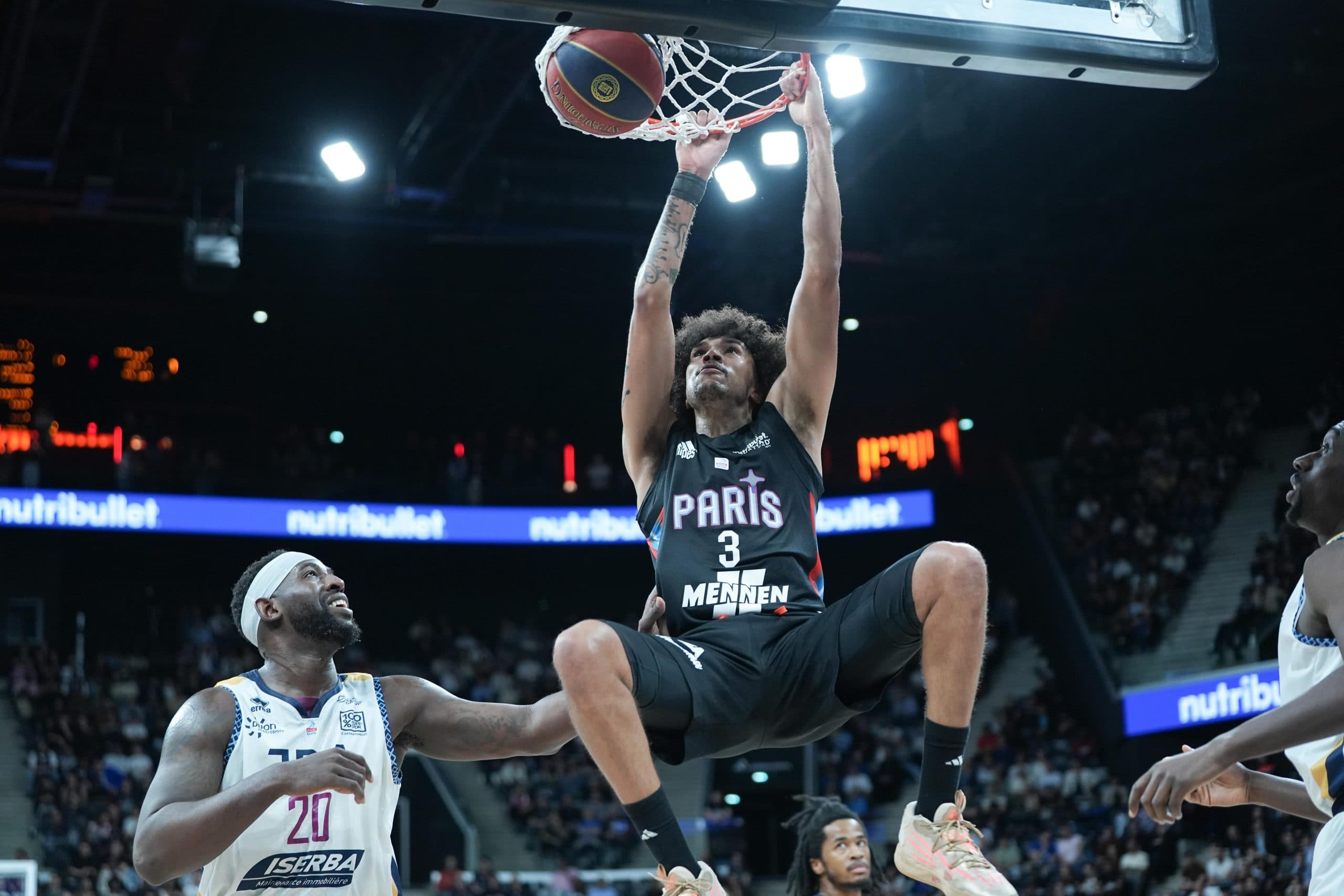Tête de série n°1 des playoffs, le Paris Basketball démarre bien contre Dijon