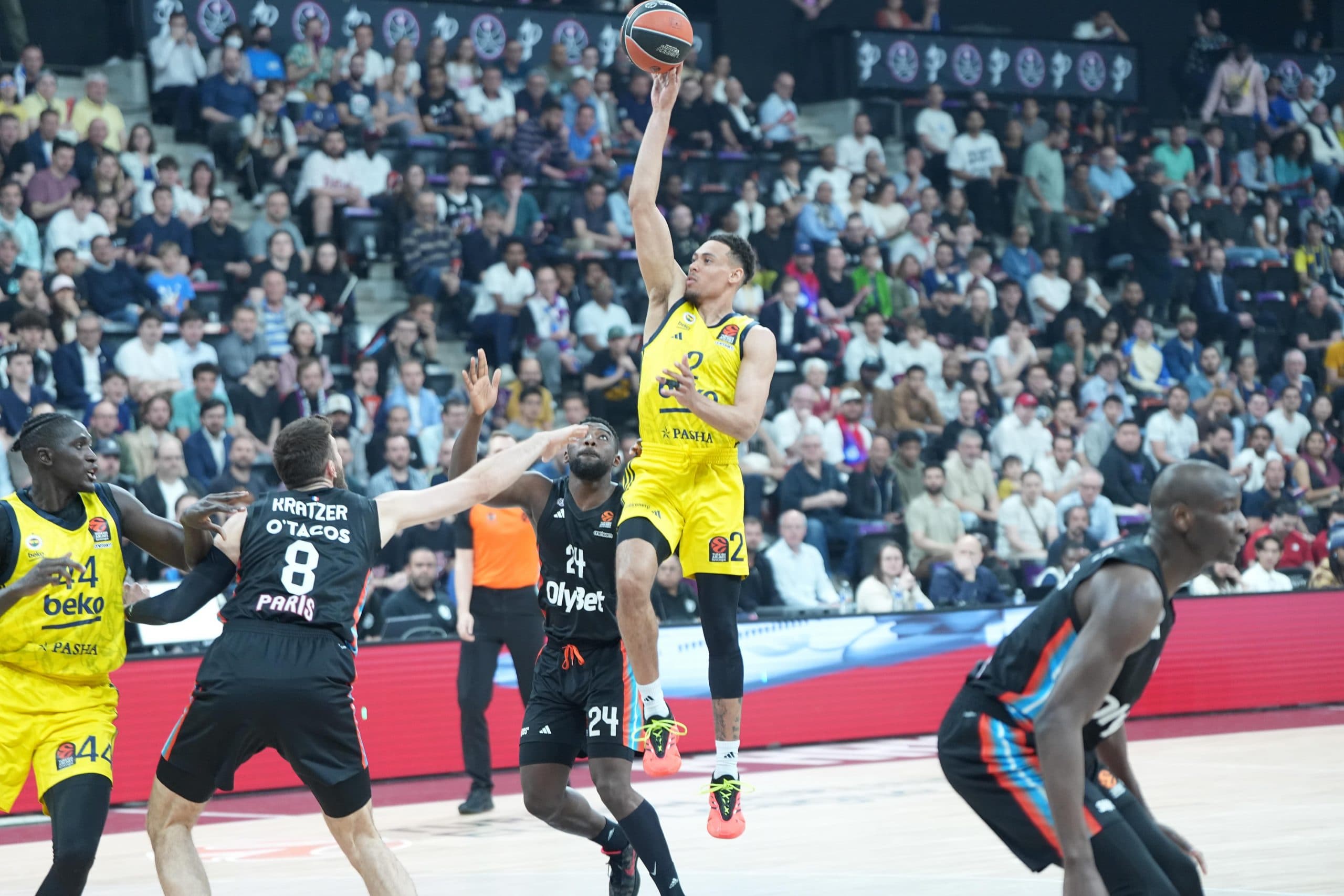 Fin du parcours en EuroLeague pour Paris : le Fenerbahçe Istanbul premier qualifié au Final Four !