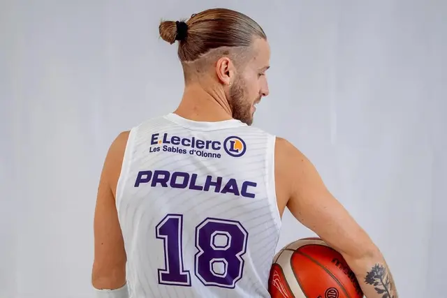 ITW Louis Prolhac, entre soif de jeu et quête du collectif idéal : « Réaliser mes objectifs aux Sables, je ne pourrais pas rêver mieux »