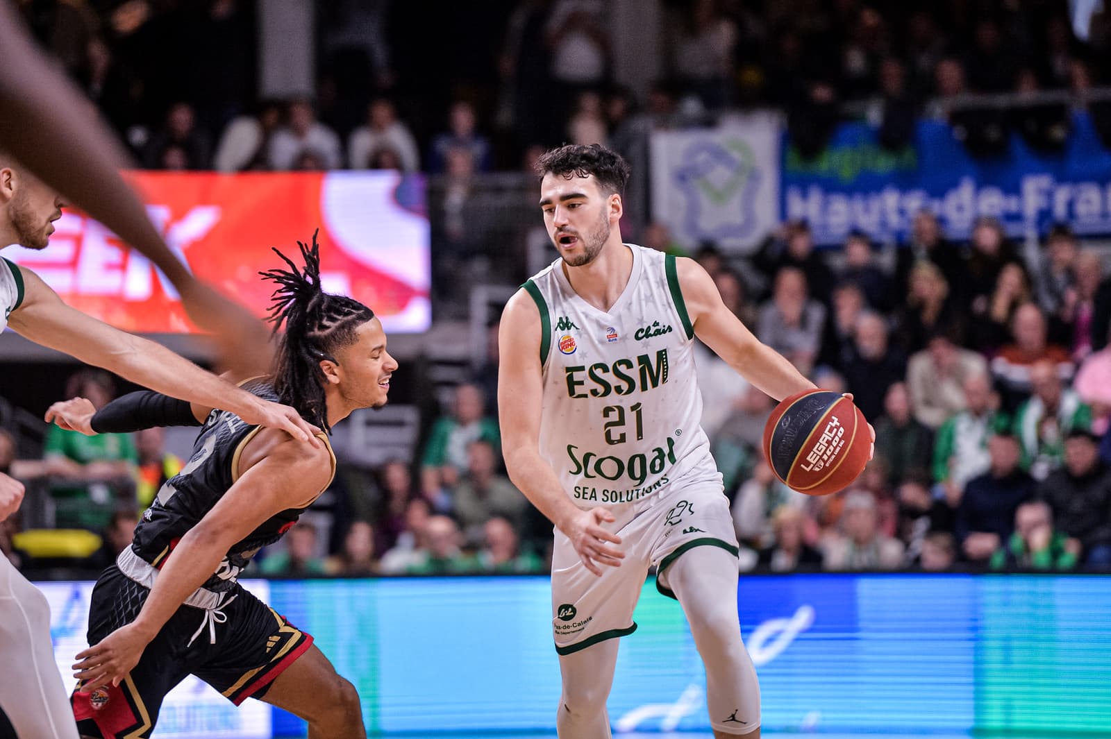 Edon Maxhuni s’engage deux ans à Strasbourg