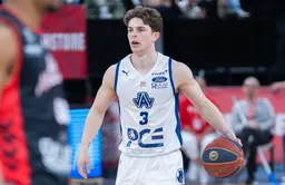 Victime d'une fracture du péroné en septembre 2025, Elian Benitez va de nouveau être absent de nombreux mois après une blessure au genou.