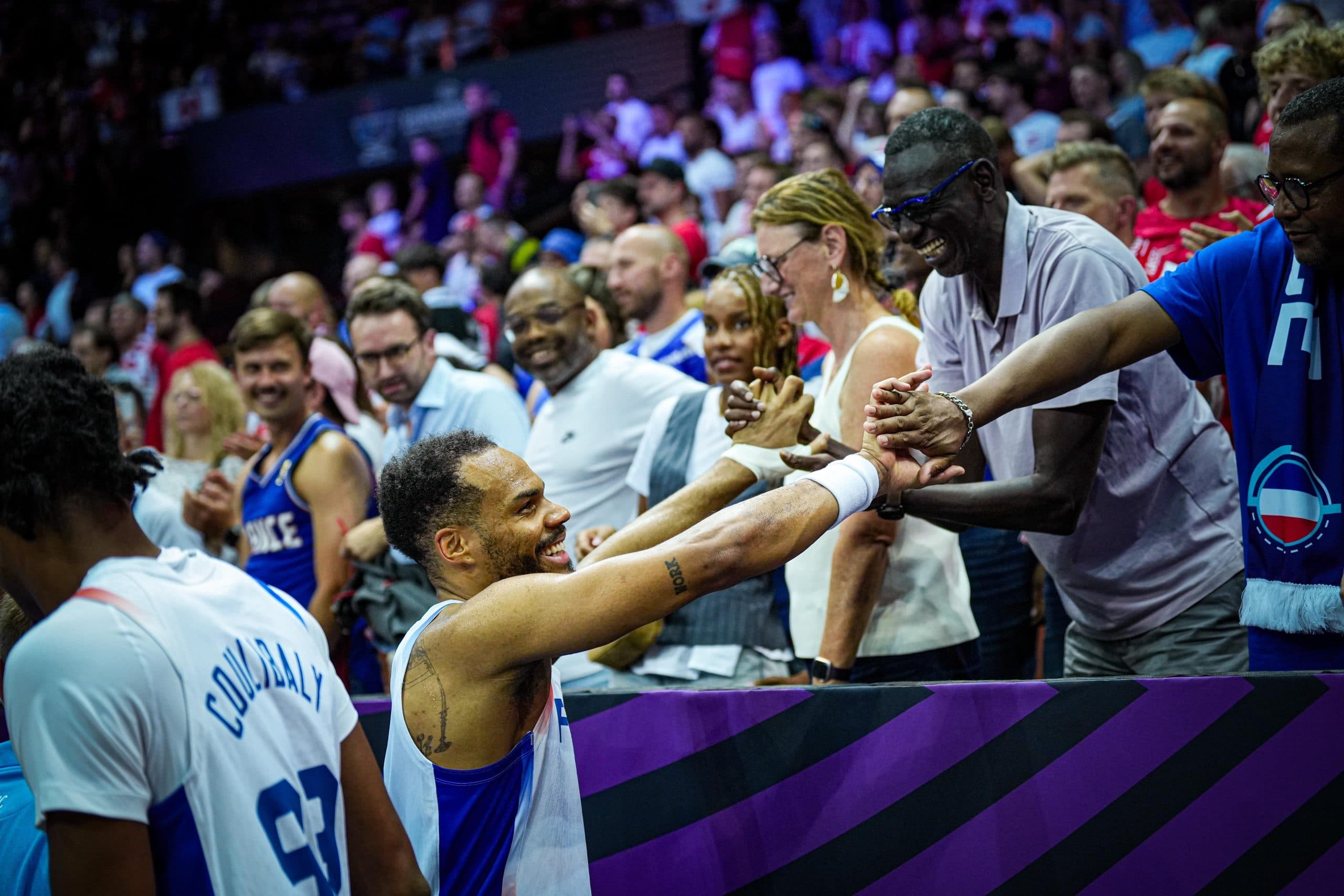 ITW Elie Okobo, le maestro de France – Pologne : « Je suis content d’avoir participé de cette manière-là à cette victoire »