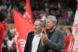 Emmanuel Cœuret, à gauche sur la photo, continue de coacher en NF3