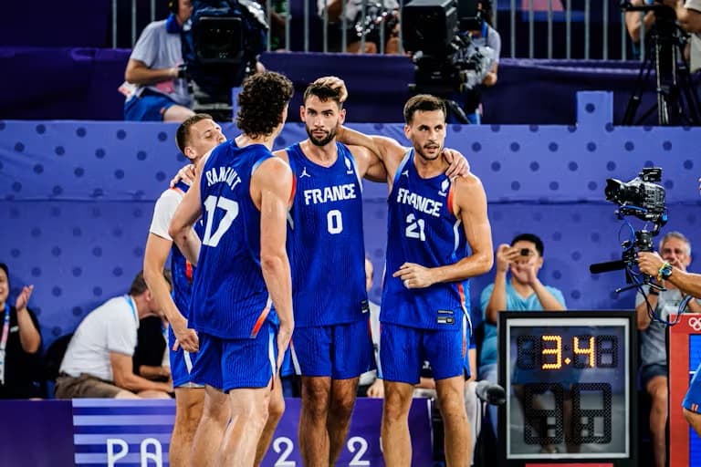 Sous la pluie, un deuxième revers pour les Bleus du 3×3, battus par la Serbie