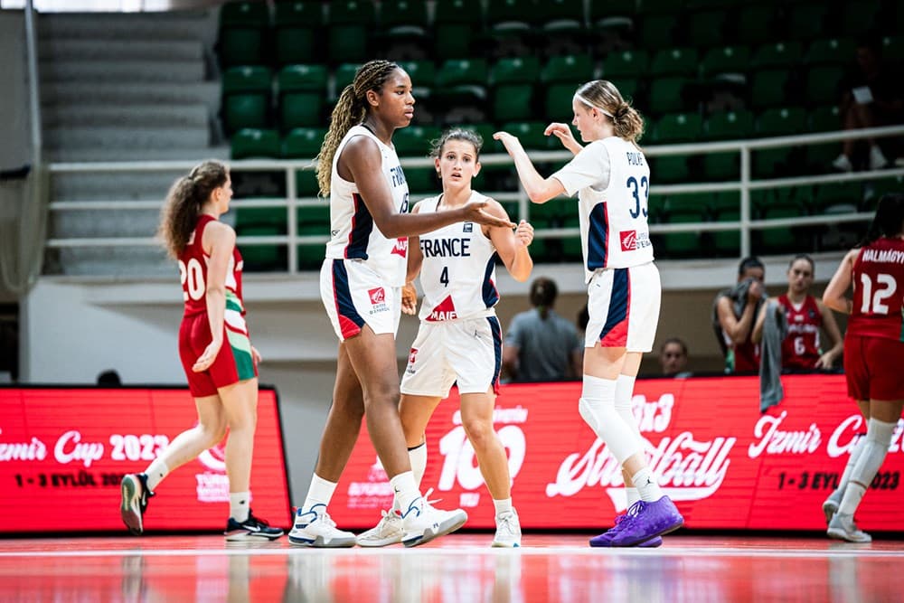 L’équipe de France U16 féminine finit bien la phase de poule contre la Hongrie