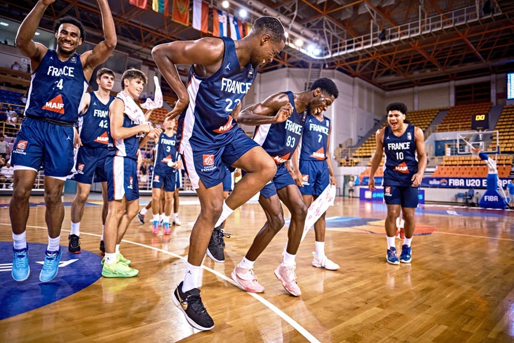 La France explose la Grèce pour atteindre la finale de l’Euro U20