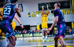 Encore un retour à Fos-sur-Mer : Junior Etou reportera le maillot des BYers à la rentrée !