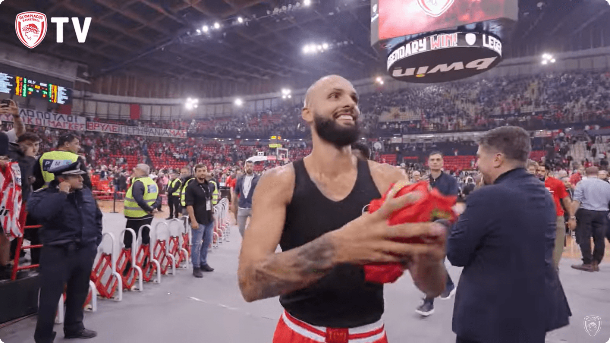 Moustapha Fall salue l’intégration d’Evan Fournier à l’Olympiakos : « Un compétiteur engagé au service de l’équipe »