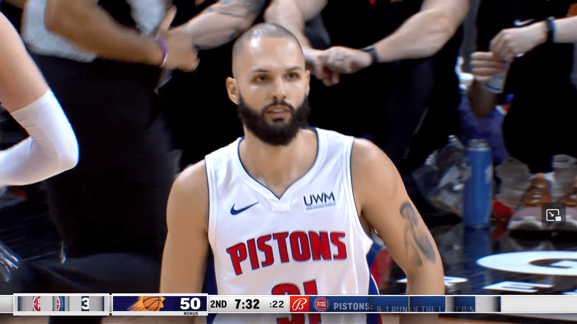 Evan Fournier atteint de nouveau la barre des 10 points, face à Théo Maledon