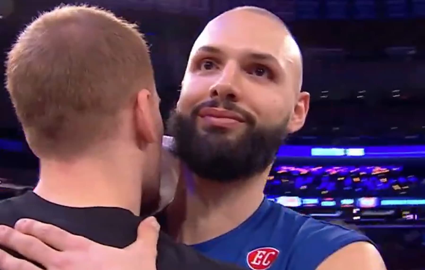 Evan Fournier marque 15 points à New York mais cède son record à DiVincenzo
