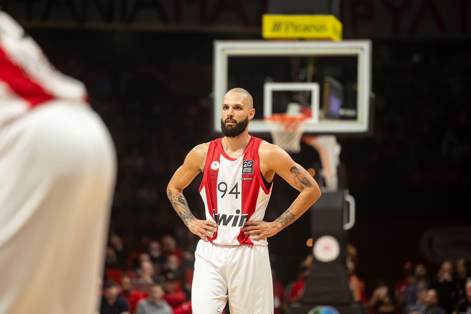 Evan Fournier guide l’Olympiakos vers le titre en Crète