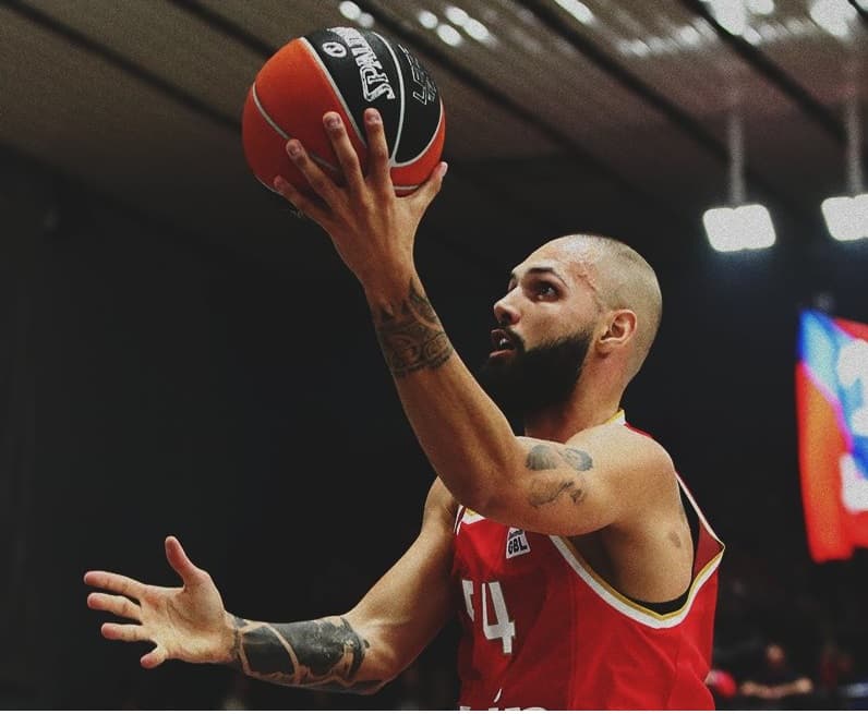 Evan Fournier se reprend contre Panionios