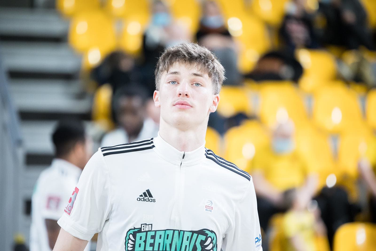 Fabio Milanese et Enzo Shahrvin officiellement pro à l’Élan béarnais