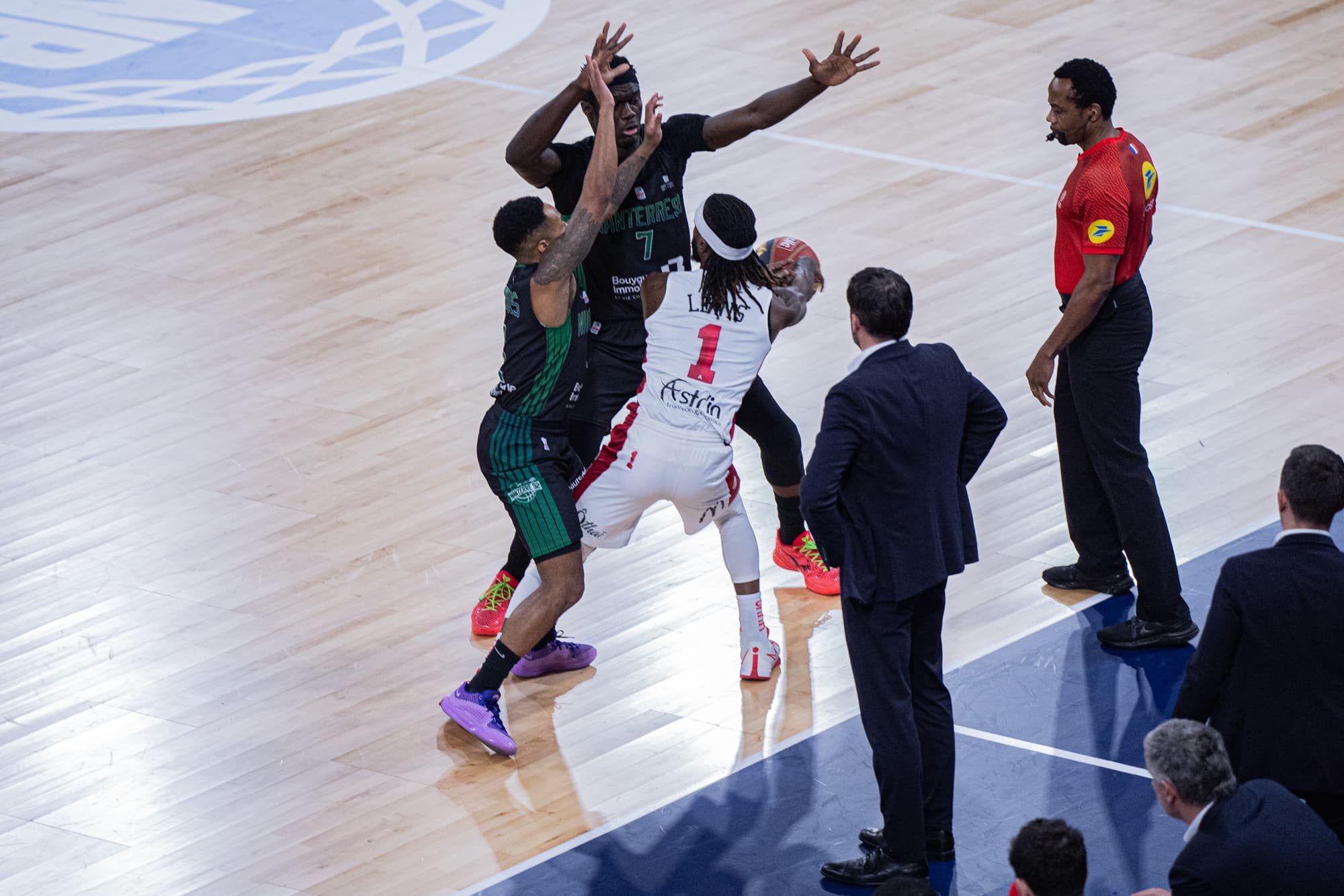 La panne de la JL Bourg contre Nanterre : « Il nous manque de la fraîcheur physique »