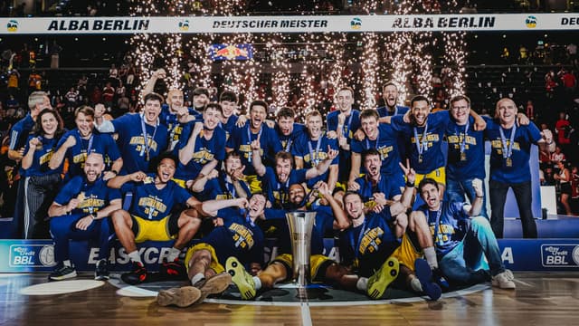 De -20 au titre de champion d’Allemagne : l’ALBA Berlin réalise un retour de légende contre le Bayern Munich