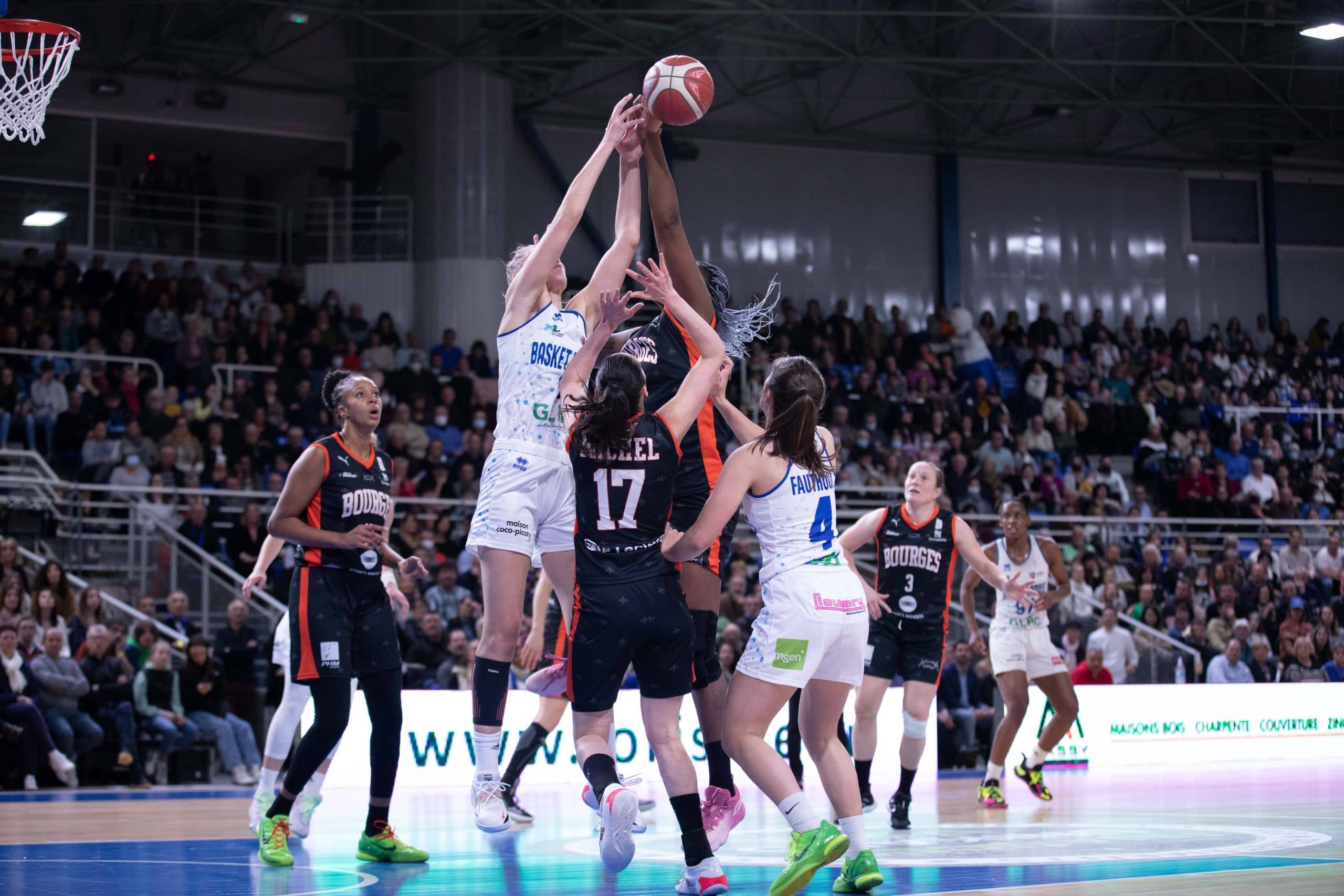 Bourges – Basket Landes : déjà un trophée en jeu !