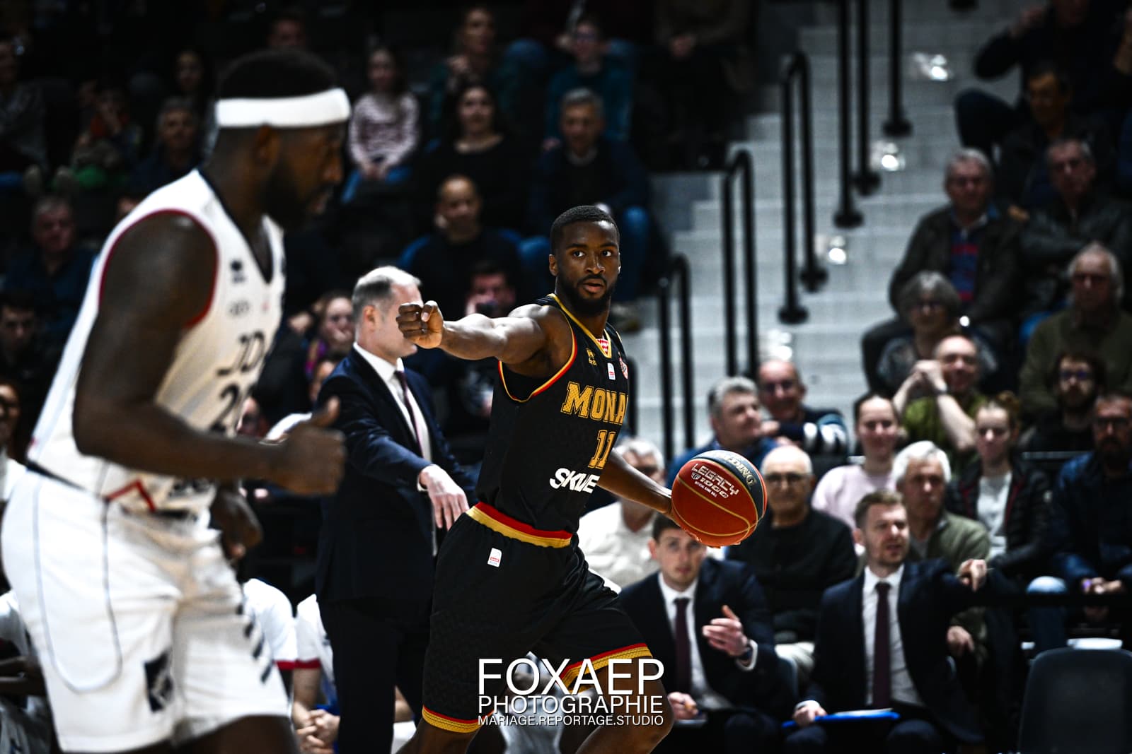 Monaco écrase Dijon sur son parquet