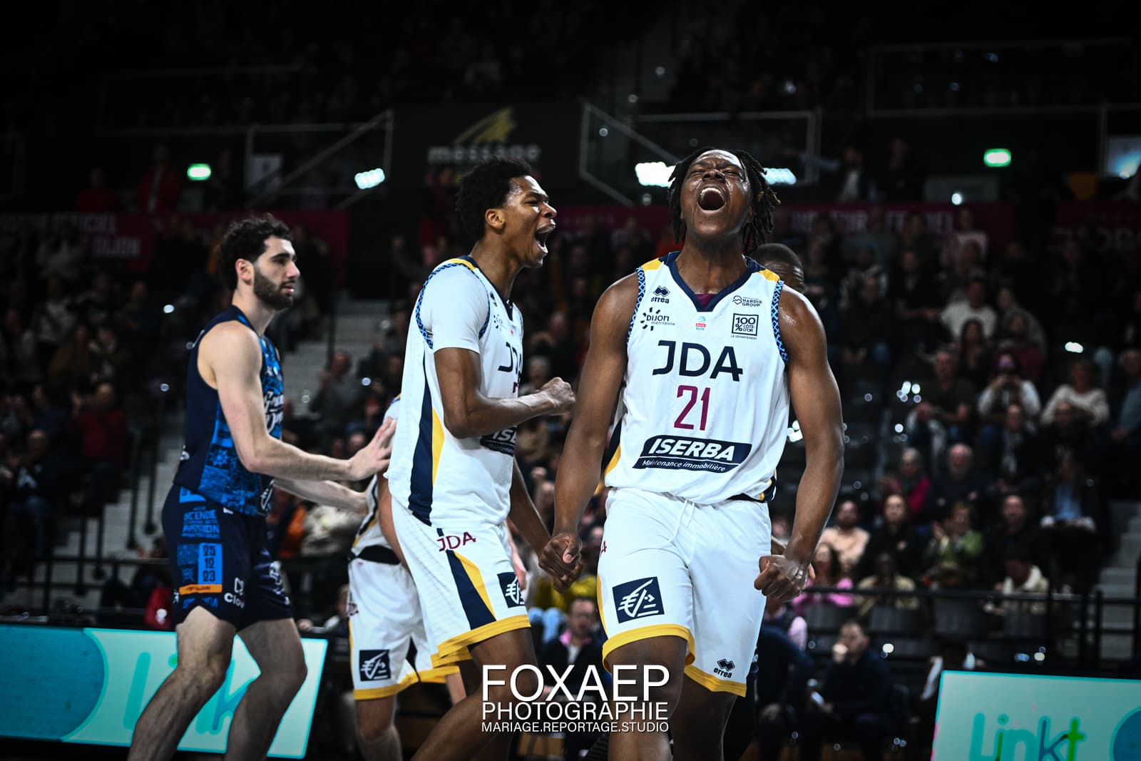 Match record pour Ilias Kamardine, la surprise Mervyn Muamba : les jeunes de Dijon à la fête !